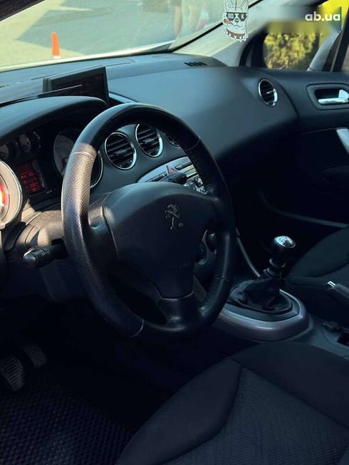 Peugeot 308 2011 - фото 7