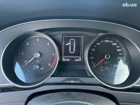 Volkswagen Passat 2018 черный - фото 16