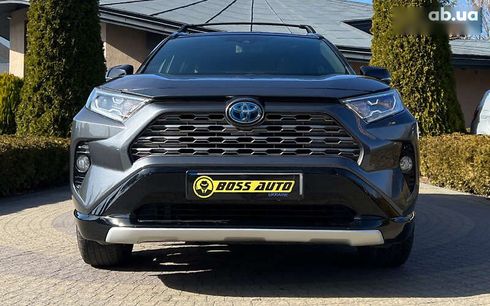 Toyota RAV4 2019 - фото 2