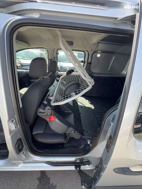 Renault Kangoo 2020 - фото 25