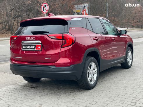 GMC Terrain 2018 красный - фото 7