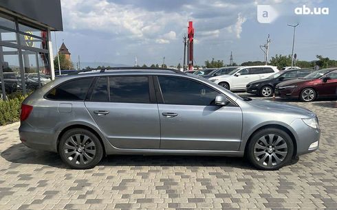 Skoda Superb 2011 - фото 5