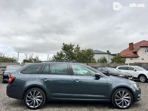 Skoda Octavia 2019 - фото 7