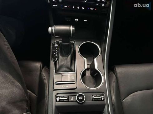 Kia K5 2022 - фото 17