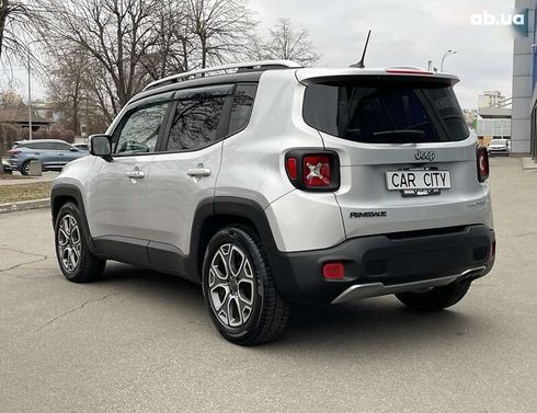 Jeep Renegade 2016 - фото 8