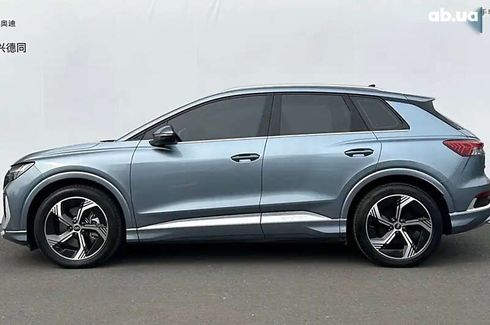 Audi Q4 e-tron 2023 - фото 4