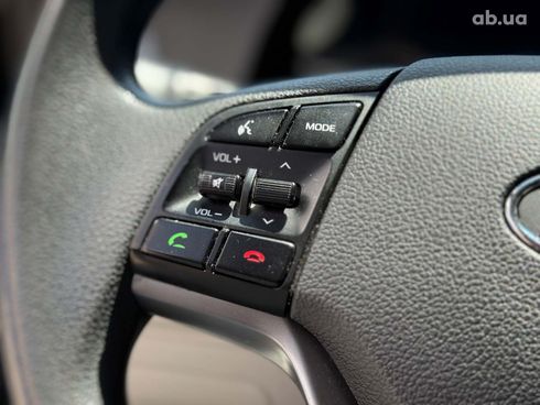 Hyundai Tucson 2015 серый - фото 26