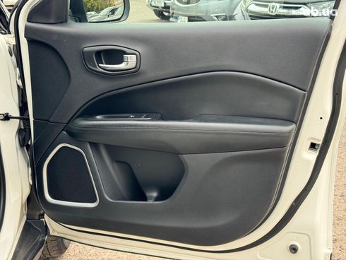 Jeep Compass 2019 белый - фото 22