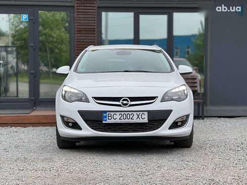 Opel Astra 2014 - фото 2
