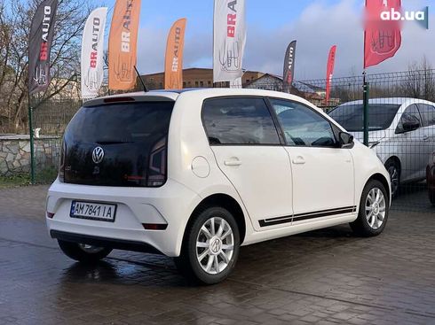 Volkswagen UP! 2016 - фото 13