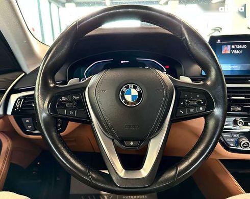 BMW 5 серия 2019 - фото 18