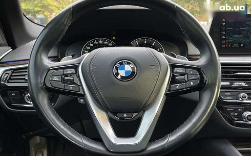 BMW 5 серия 2018 - фото 18