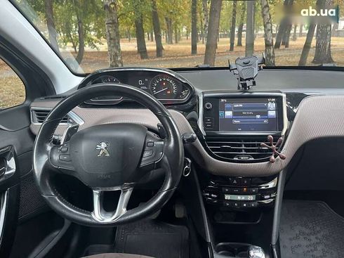 Peugeot 2008 2015 - фото 15