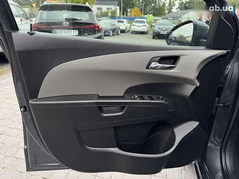 Chevrolet Sonic 2013 - фото 26