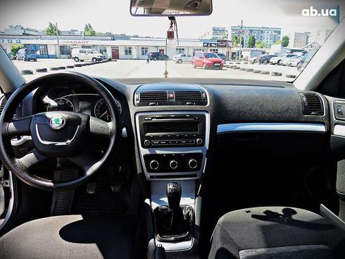 Skoda Octavia 2009 - фото 13