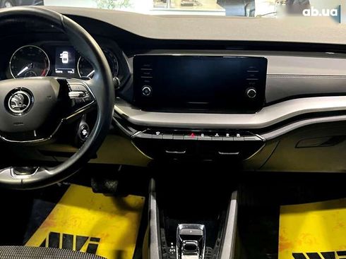 Skoda Octavia 2020 - фото 20