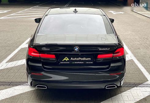 BMW 5 серия 2020 - фото 11