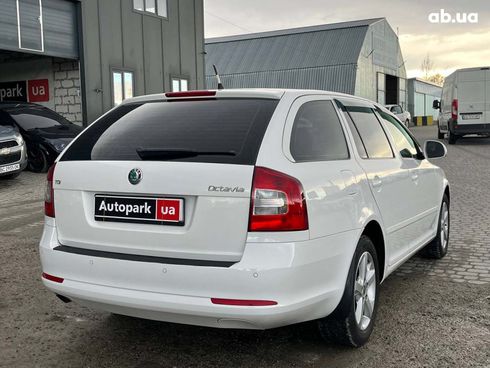 Skoda octavia a5 2012 белый - фото 8