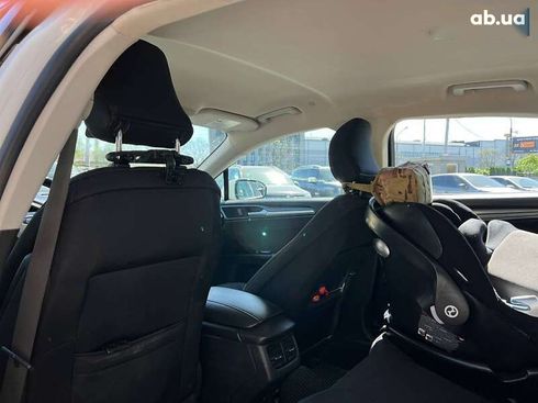 Ford Fusion 2015 - фото 17