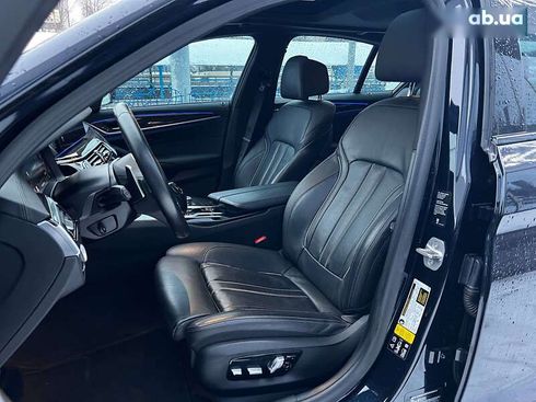 BMW 5 серия 2021 - фото 10