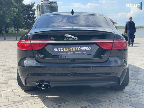 Jaguar XF 2016 - фото 9