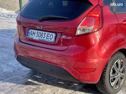 Ford Fiesta 2016 - фото 26