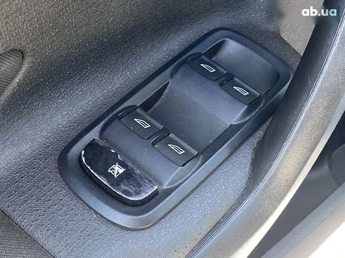 Ford Fiesta 2018 - фото 19