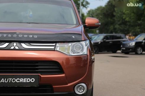 Mitsubishi Outlander 2012 - фото 4