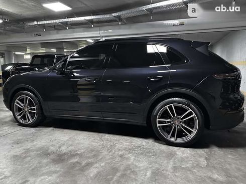 Porsche Cayenne 2020 - фото 16