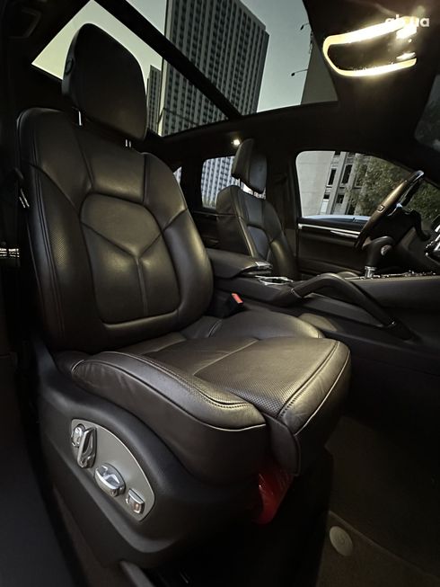 Porsche Cayenne 2012 белый - фото 11
