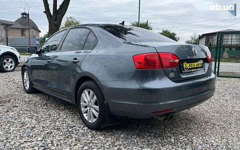 Volkswagen Jetta 2011 - фото 4