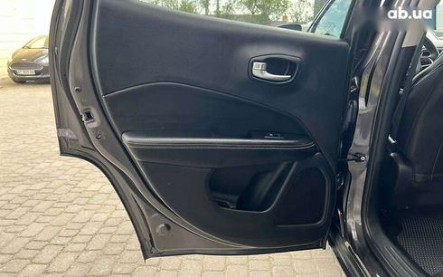 Jeep Compass 2020 - фото 25
