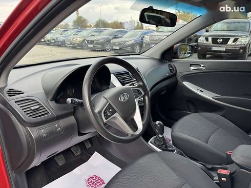 Hyundai Accent 2011 - фото 12