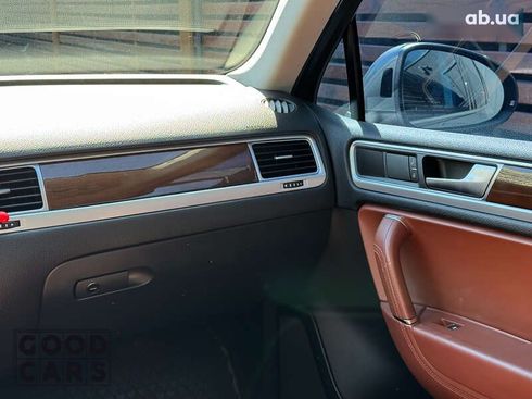 Volkswagen Touareg 2016 - фото 30
