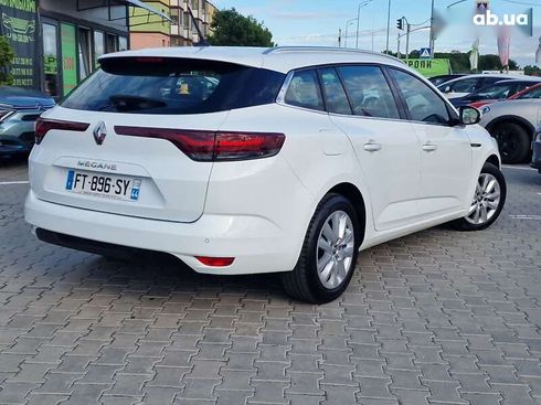 Renault Megane 2020 - фото 11