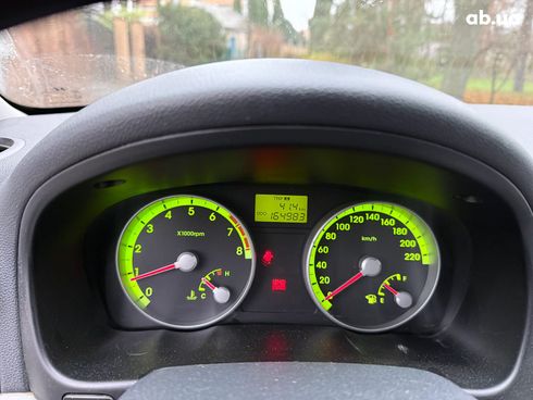 Hyundai Accent 2008 черный - фото 11