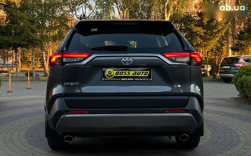 Toyota RAV4 2020 - фото 6