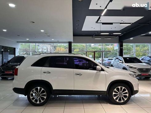 Kia Sorento 2012 - фото 4