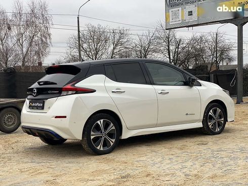 Nissan Leaf 2019 - фото 15