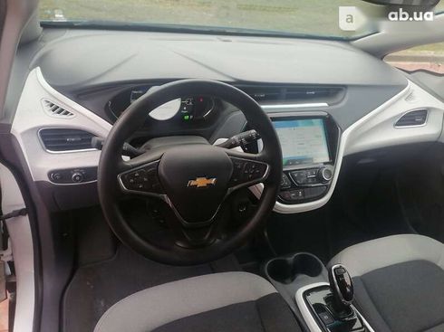 Chevrolet Bolt 2017 - фото 17