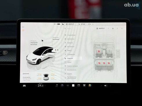 Tesla Model 3 2022 - фото 20