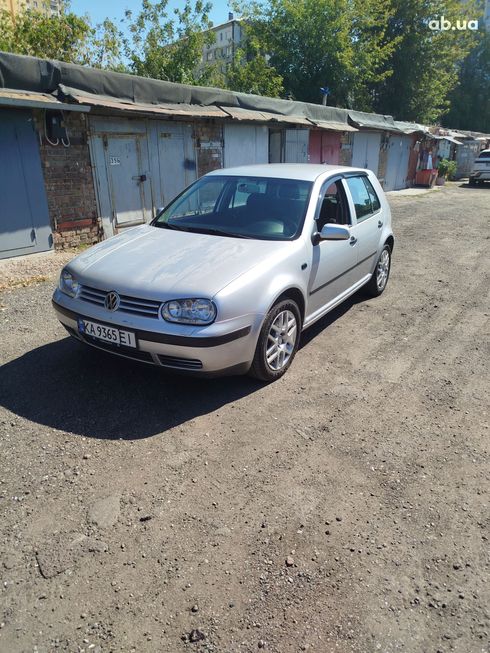 Volkswagen Golf 2001 серебристый - фото 13