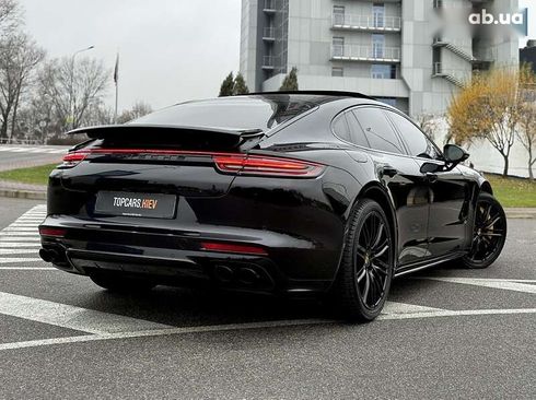 Porsche Panamera 2017 - фото 15