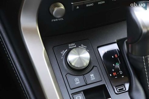 Lexus NX 2019 - фото 20