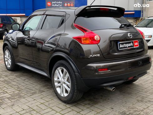 Nissan Juke 2011 коричневый - фото 7