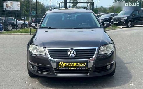 Volkswagen Passat 2010 - фото 2