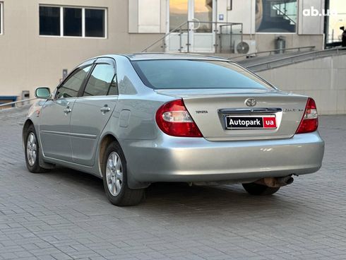 Toyota Camry 2003 серый - фото 7