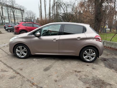 Peugeot 208 2013 серый - фото 9