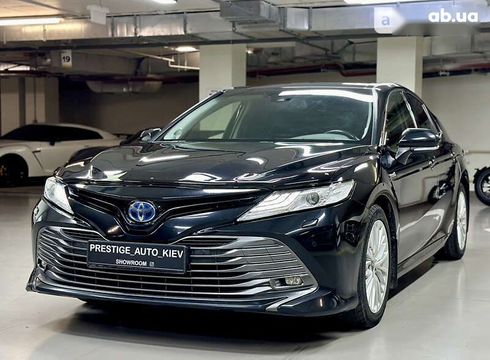 Toyota Camry 2019 - фото 15