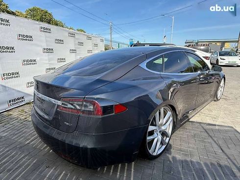 Tesla Model S 2017 - фото 4
